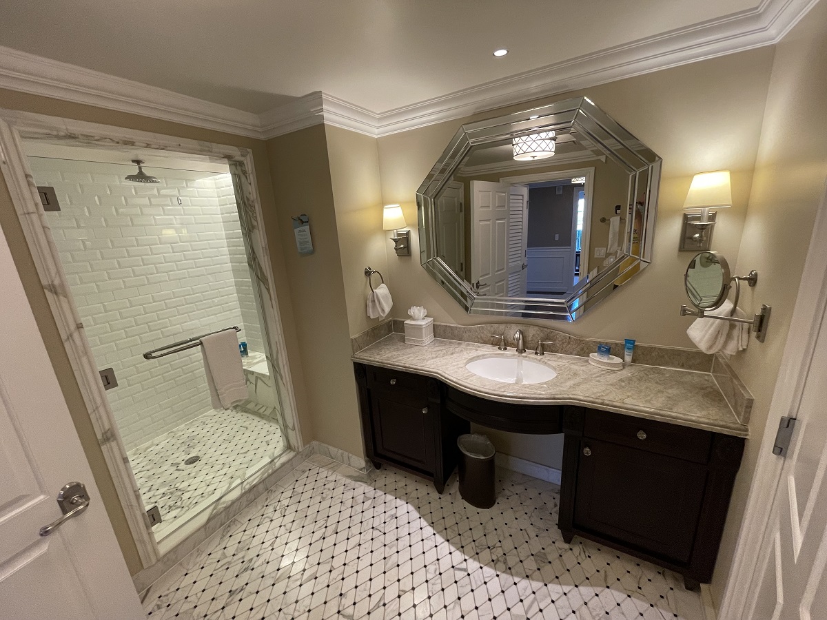 Grand Floridian Villas Grand Villa Bathroom