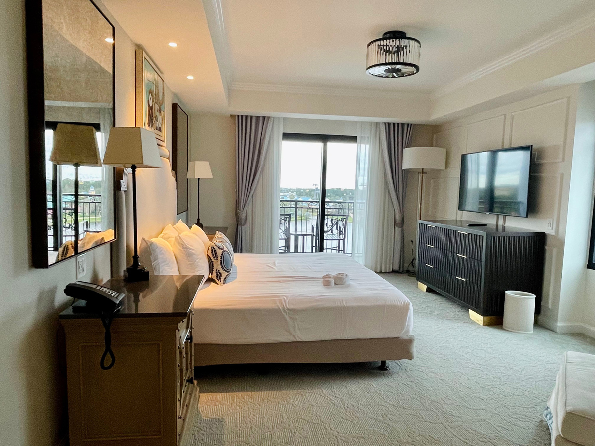 Riviera Grand Villa Master Bedroom