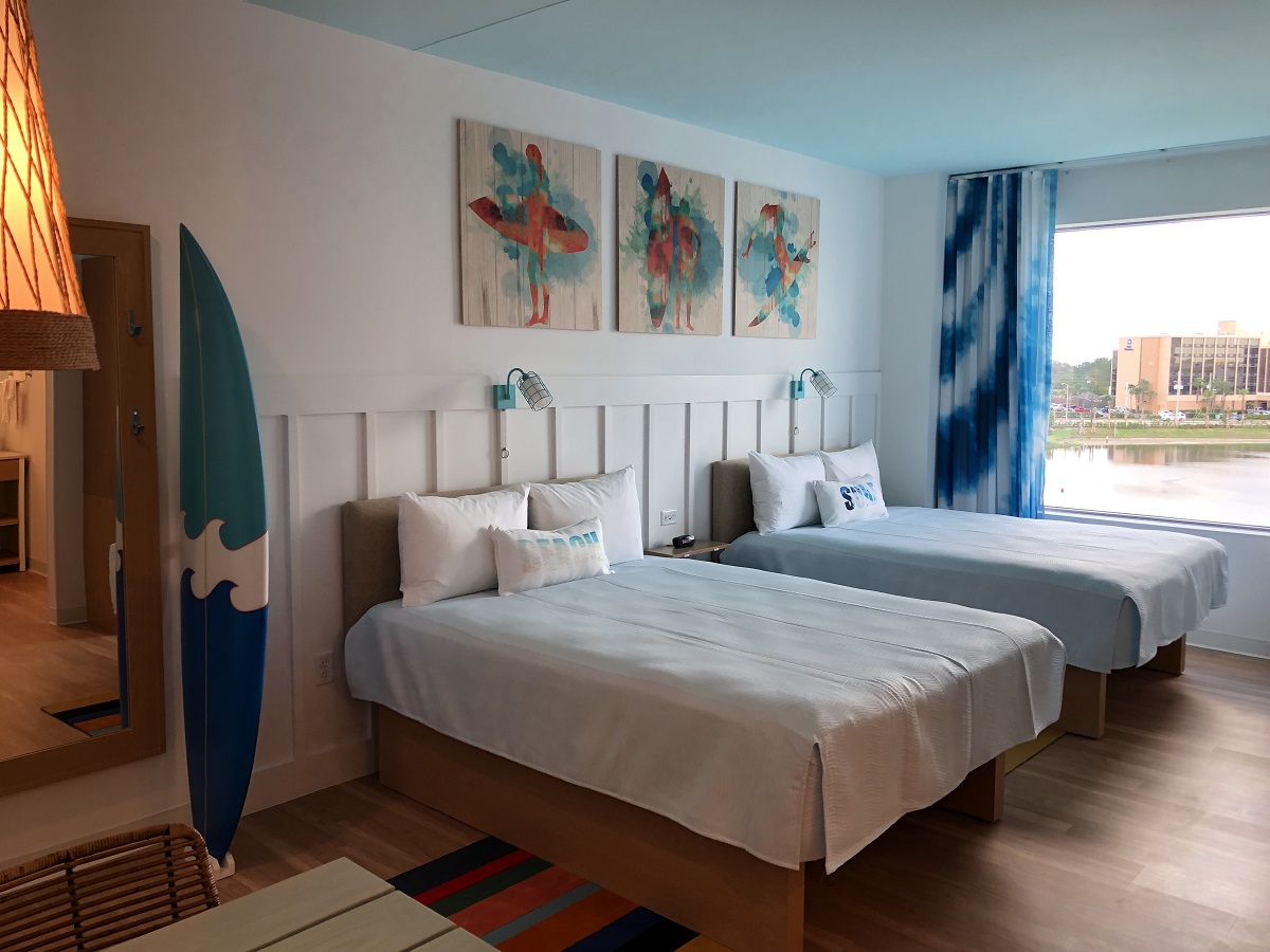 Surfside Inn and Suites Room