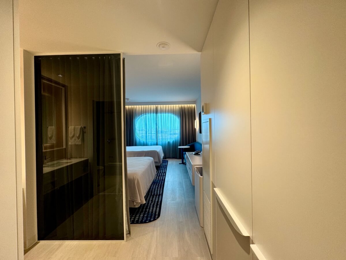 Stella Nova Room from Door