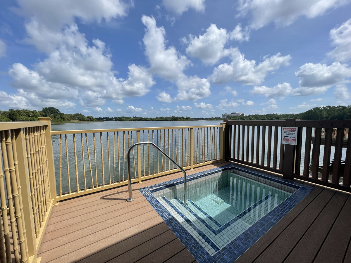 Polynesian Bungalow Deck and Outdoor Tub