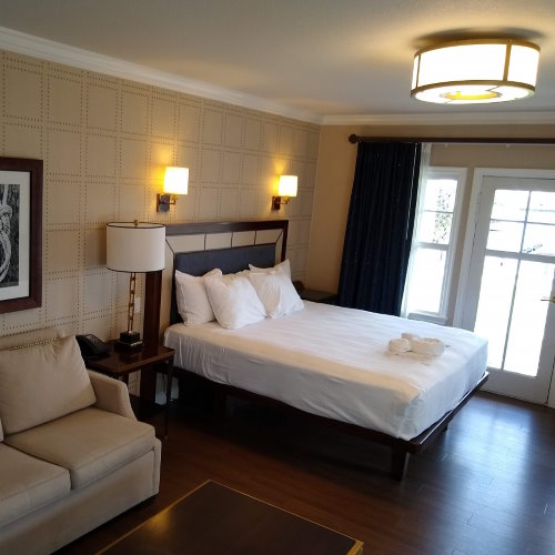 Room at a Deluxe Resort, Disney's Yacht Club